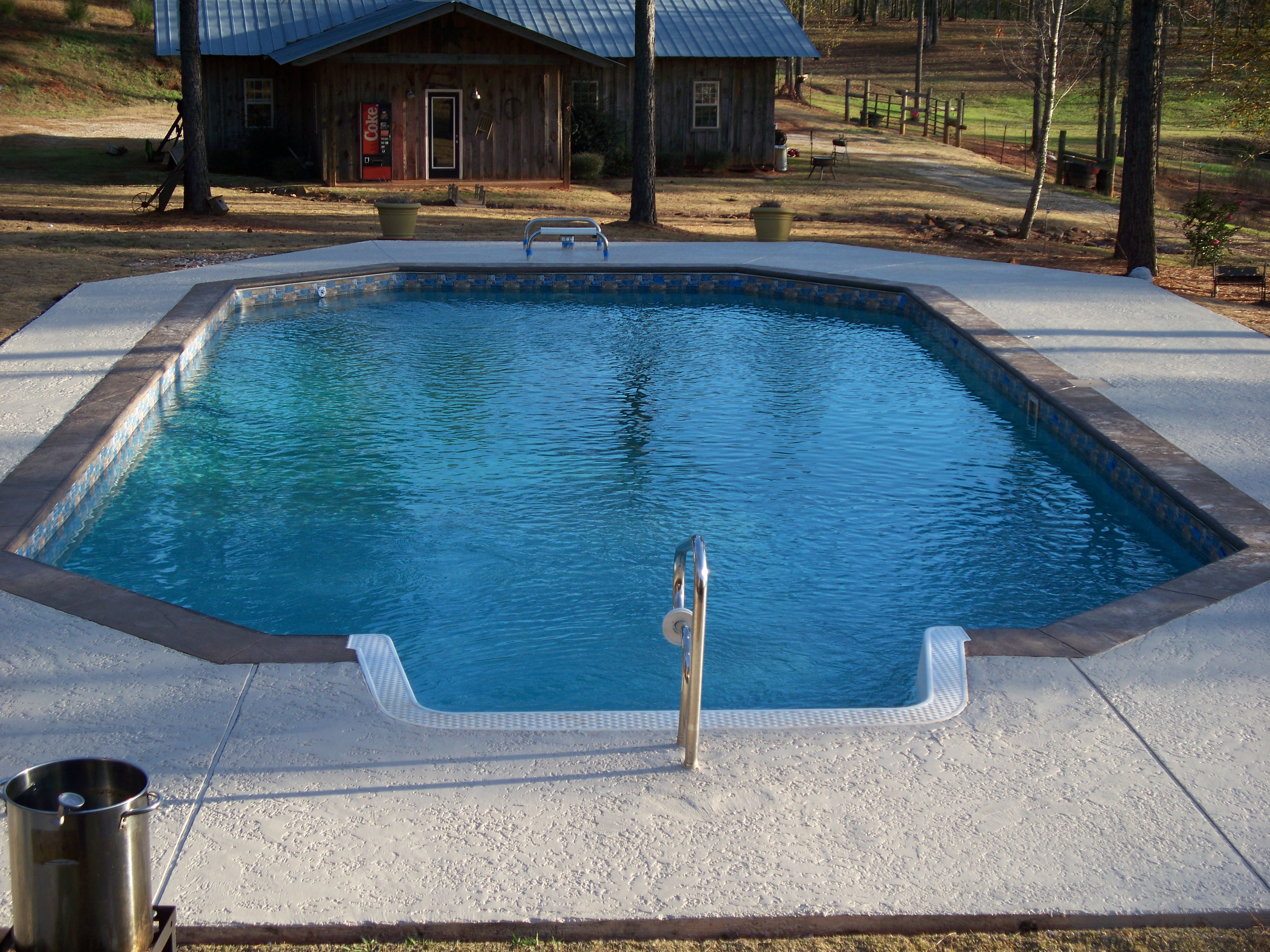 Crystal clear pool water after weekly maintenance service by Clear H2O